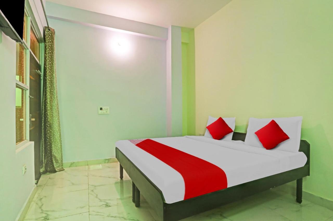 Hotel O Arya Residency Гургаон Экстерьер фото